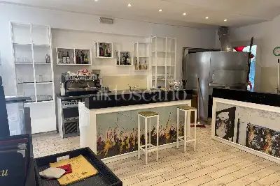 Attività Commerciale in vendita, Piazza Caduti, , Sant'Angelo Lodigiano