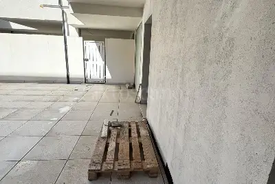 Negozio in vendita, Piazza Torlonia, Avezzano