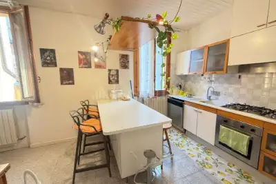Casa in vendita, Via Santa Caterina, Bologna