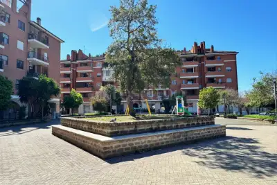 Casa in vendita, Largo Ludovico Quaroni, Roma