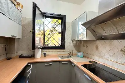 Villino a Schiera in vendita, Via degli Ossoli, Roma