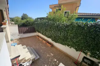 Villino a Schiera in vendita, Via Narbolia, Fiumicino