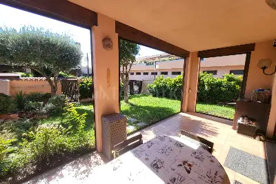 Villa Bifamiliare in vendita, Via Giulio Bas, Roma