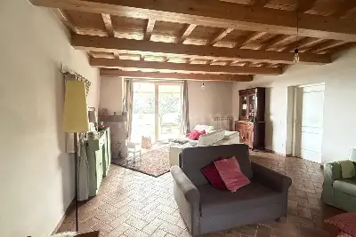 Casale in vendita, Via Cantone, Agliana