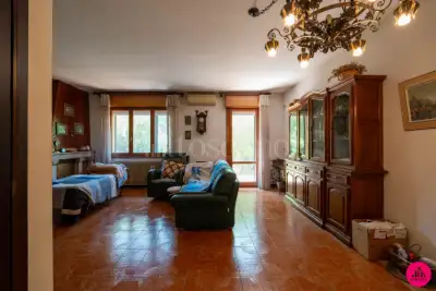 Casa Indipendente in vendita, Via Cefalonia, Udine