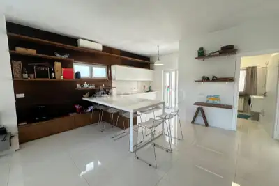 Villa Bifamiliare in vendita, Viale di Focene, Fiumicino