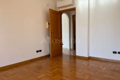 Casa in vendita, Via Giorgio Vigolo, Roma