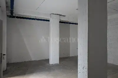 Magazzino in vendita, Via Raffaele Paparella, Roma