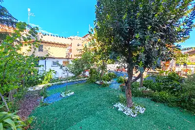 Casa in vendita, Via della Consolata, Roma