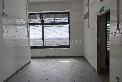 Negozio in vendita, Viale Gianluigi Bonelli, Roma