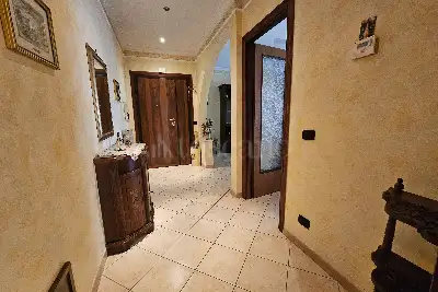 Casa in vendita, Via Gran Bretagna, Pomezia