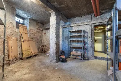 Casa in vendita, Via Guercino, Milano