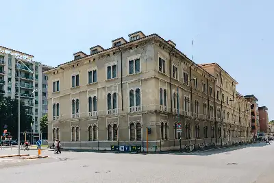 Palazzo in vendita, Via Vittorio Emanuele 50, Brescia