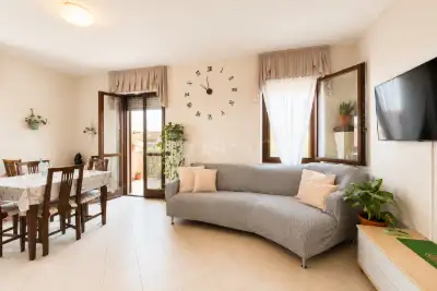 Casa in vendita, Via Toscana, Sirmione