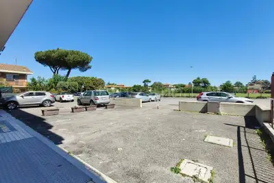 Negozio in vendita, Via del Casale Agostinelli, Roma