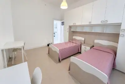 Casa in vendita, Viale Tibaldi, Milano