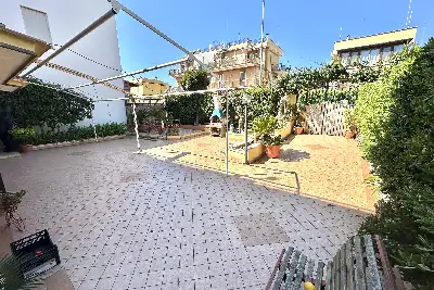 Casa Indipendente in vendita, Via C. Colombo, Ladispoli