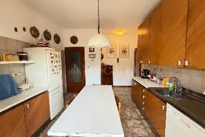 Casa in vendita, Piazzale Risorgimento Italiano, Modena