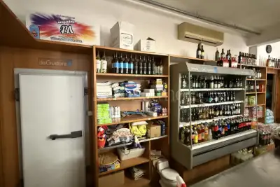 Negozio in vendita, Via San Pantaleo Campano, Roma