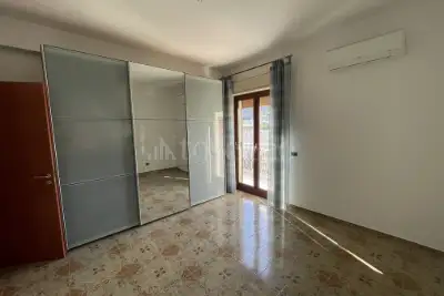 Casa in vendita, via Sarah Ferrati, Palermo