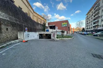 Box in vendita, Via Michele Carcani, Roma