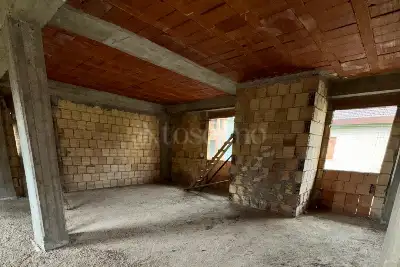 Casa Indipendente in vendita, Via Polveriera, Capistrello