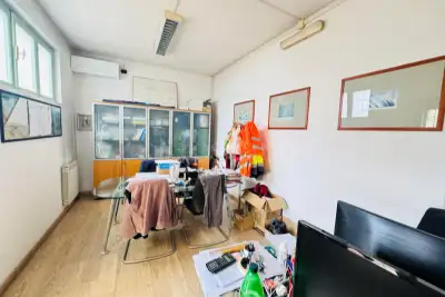 Laboratorio in vendita, Via Giano della Bella, Roma