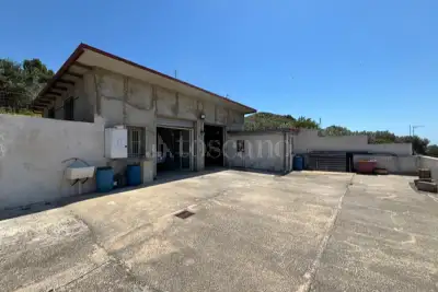 Magazzino in vendita, Via Fausto Gullo, Borgia