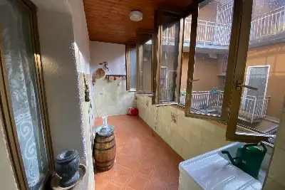 Palazzo in vendita, Via A. Bossi, Brusimpiano