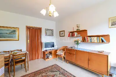 Casa in vendita, Via Deledda, Como