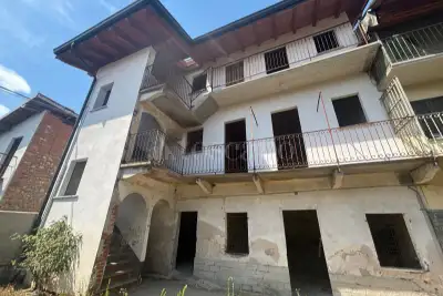 Casale in vendita, Via Santo Stefano, Oleggio