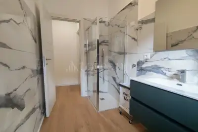 Casa in vendita, Via Venosa, Milano