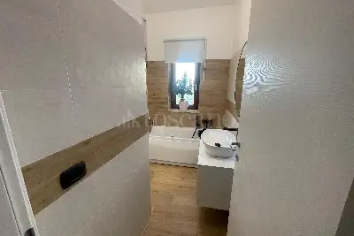 Villino a Schiera in vendita, Viale Cavour, Cervaro