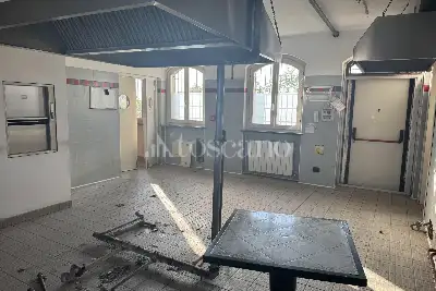 Negozio in vendita, Via Ca' De Mazzoli, Livraga