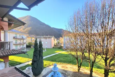 Villa in vendita, Via F. Petrarca, Sarezzo