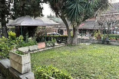 Casa in vendita, Via Arnolfo di Cambio, Roma