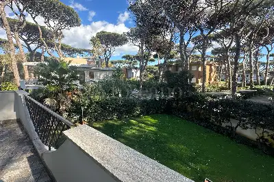Villa Plurifamiliare in vendita, Via Nervi, Fiumicino