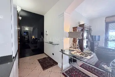 Casa in vendita, via remo la valle 3, Milano