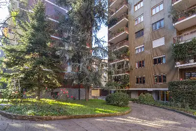 Casa in vendita, Via Emilio Morosini, Milano