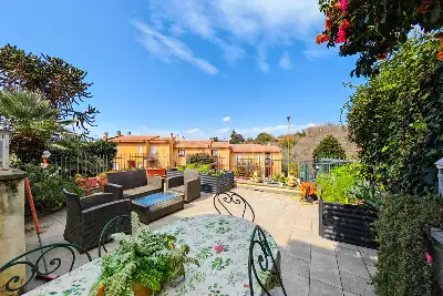 Villa Bifamiliare in vendita, Via Catullo, Ariccia