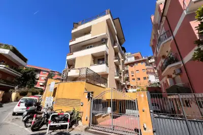 Casa in vendita, Via Gradoli, Roma