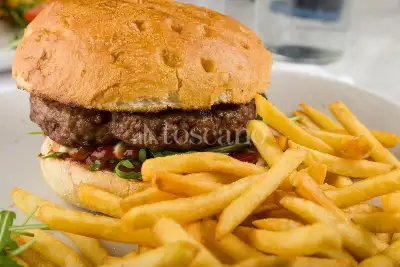 Attività Commerciale in vendita, Via Dante Alighieri, Codogno