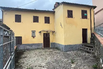 Casa Indipendente in vendita, Località Curcelle, Vernio
