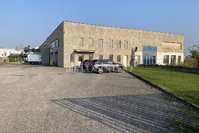 Capannone in vendita, Via Guido Rossa, Pandino