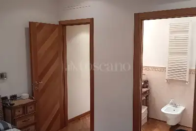 Casa in vendita, Via Mazzini, Bologna