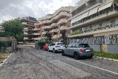 Magazzino in vendita, Via Raffaele Paparella, Roma