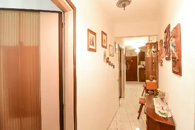 Casa in vendita, Via Andrea Alciato, Como