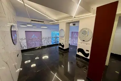 Negozio in affitto, Piazza Cola di Rienzo, Roma