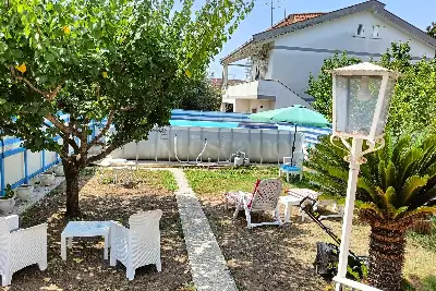 Villa Plurifamiliare in vendita, Via degli Argonauti, Pomezia