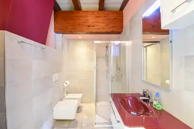 Casa in vendita, Via Regina Nuova, Laglio